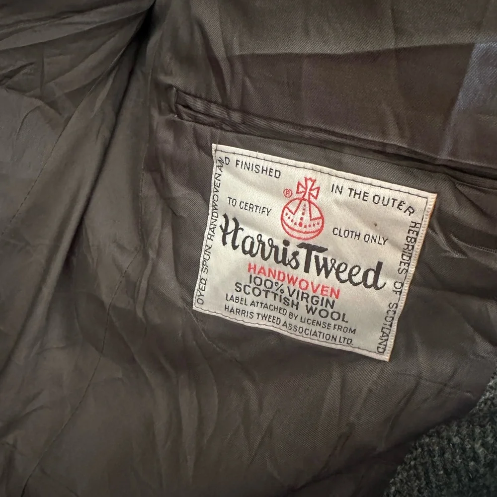 Men's Herringbone Sport Coat in Charcoal Gray - Picture 4 of 6
